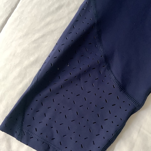 Layer 8 speedy capri leggings size XL - Picture 3 of 7